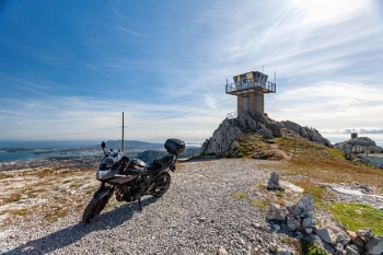 mont caume • <a style="font-size:0.8em;" href="http://www.flickr.com/photos/150076601@N04/47750823602/" target="_blank">View on Flickr</a>